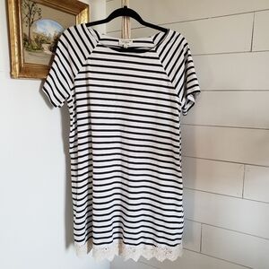 Umgee striped crochet hem dress size large